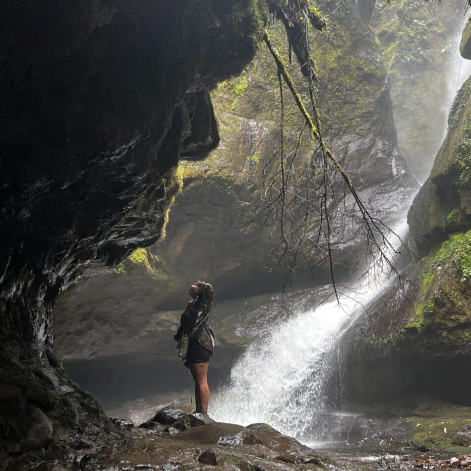 7 waterfalls hike